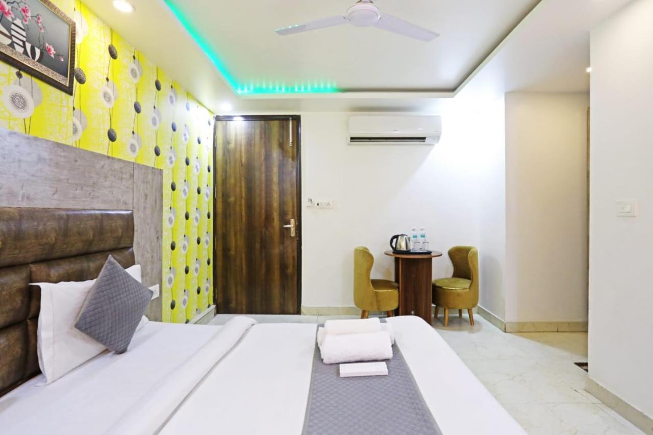 Hotel Broadway Near Delhi Airport Nuova Delhi Esterno foto