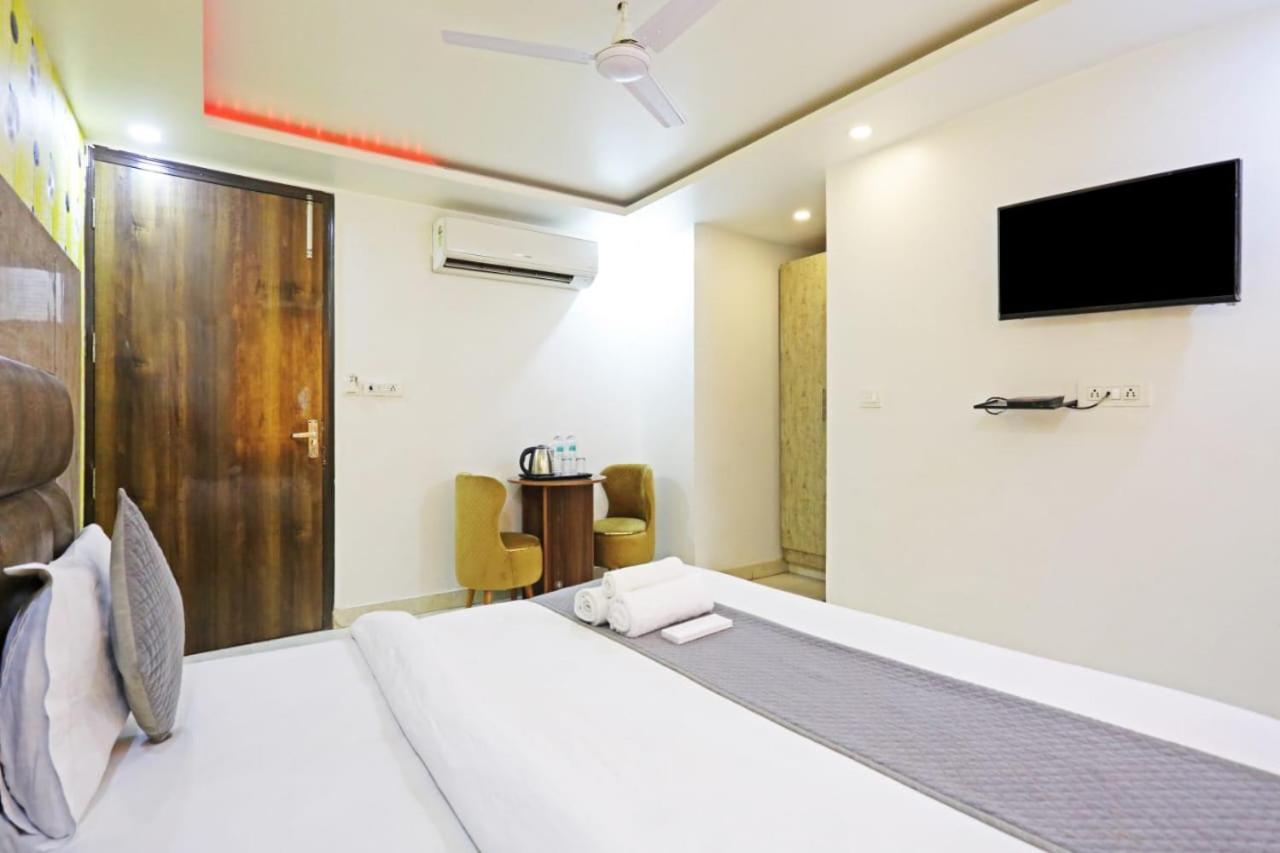 Hotel Broadway Near Delhi Airport Nuova Delhi Esterno foto