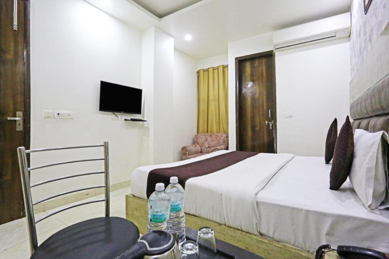 Hotel Broadway Near Delhi Airport Nuova Delhi Esterno foto