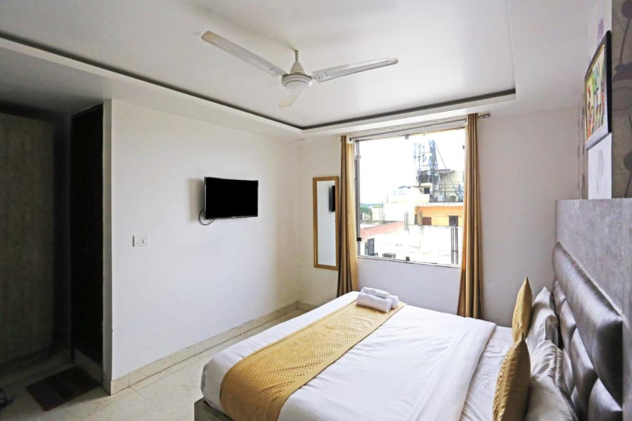 Hotel Broadway Near Delhi Airport Nuova Delhi Esterno foto