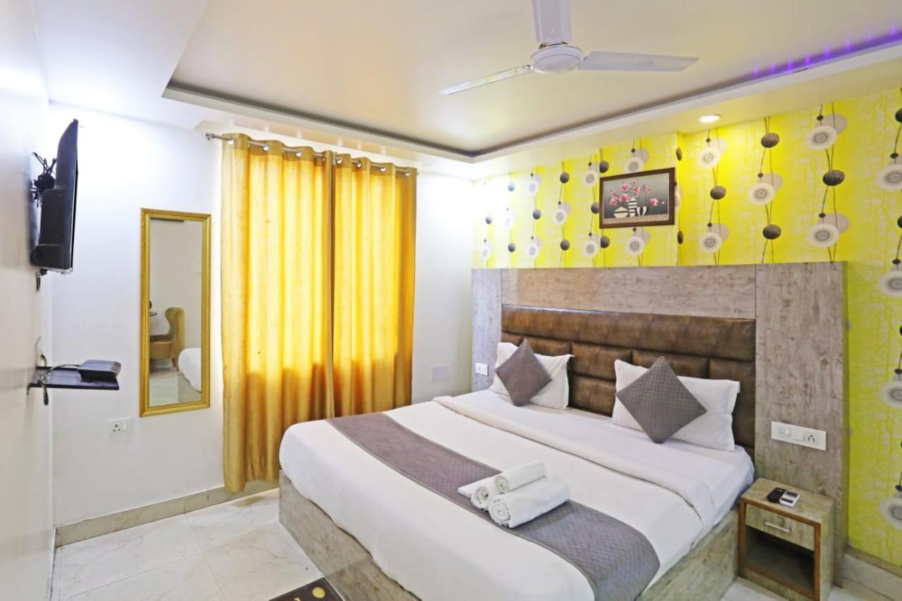 Hotel Broadway Near Delhi Airport Nuova Delhi Esterno foto